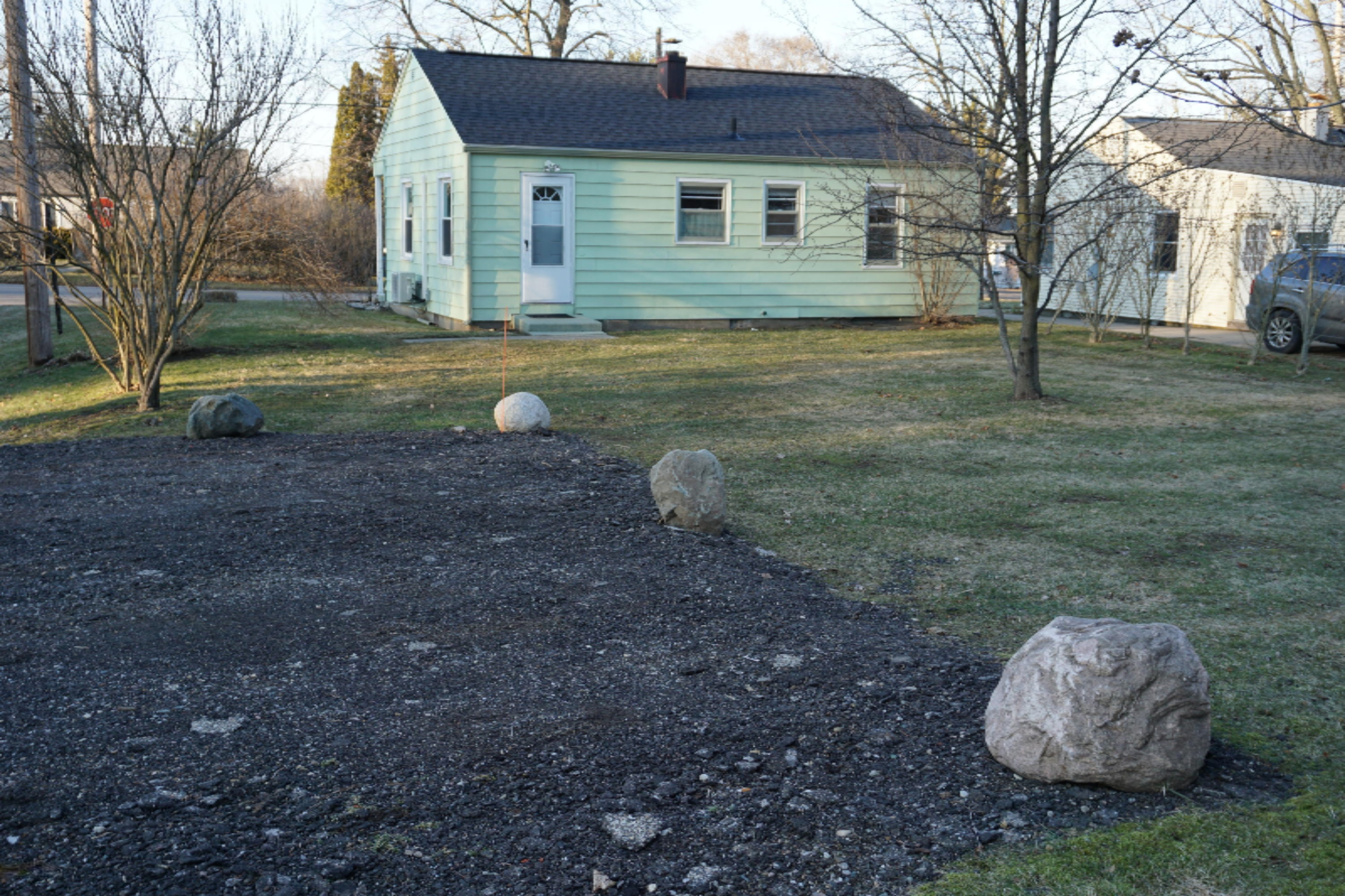 1604 Miller Road Kalamazoo, MI 49001 - Photo 2 of 23 DSC00579