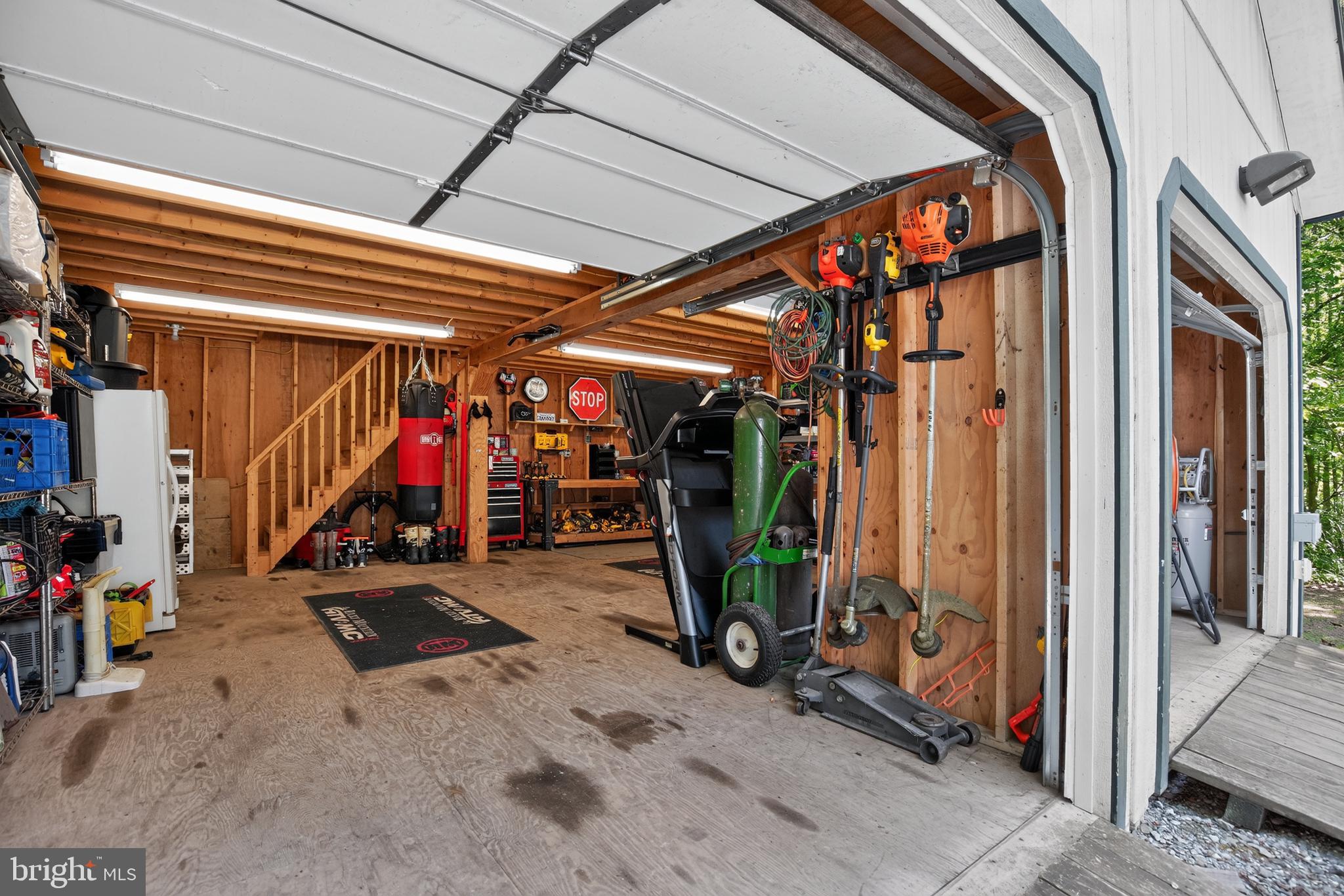11450 Edge Hill Road Newburg, MD 20664 - Photo 51 of 65 garage