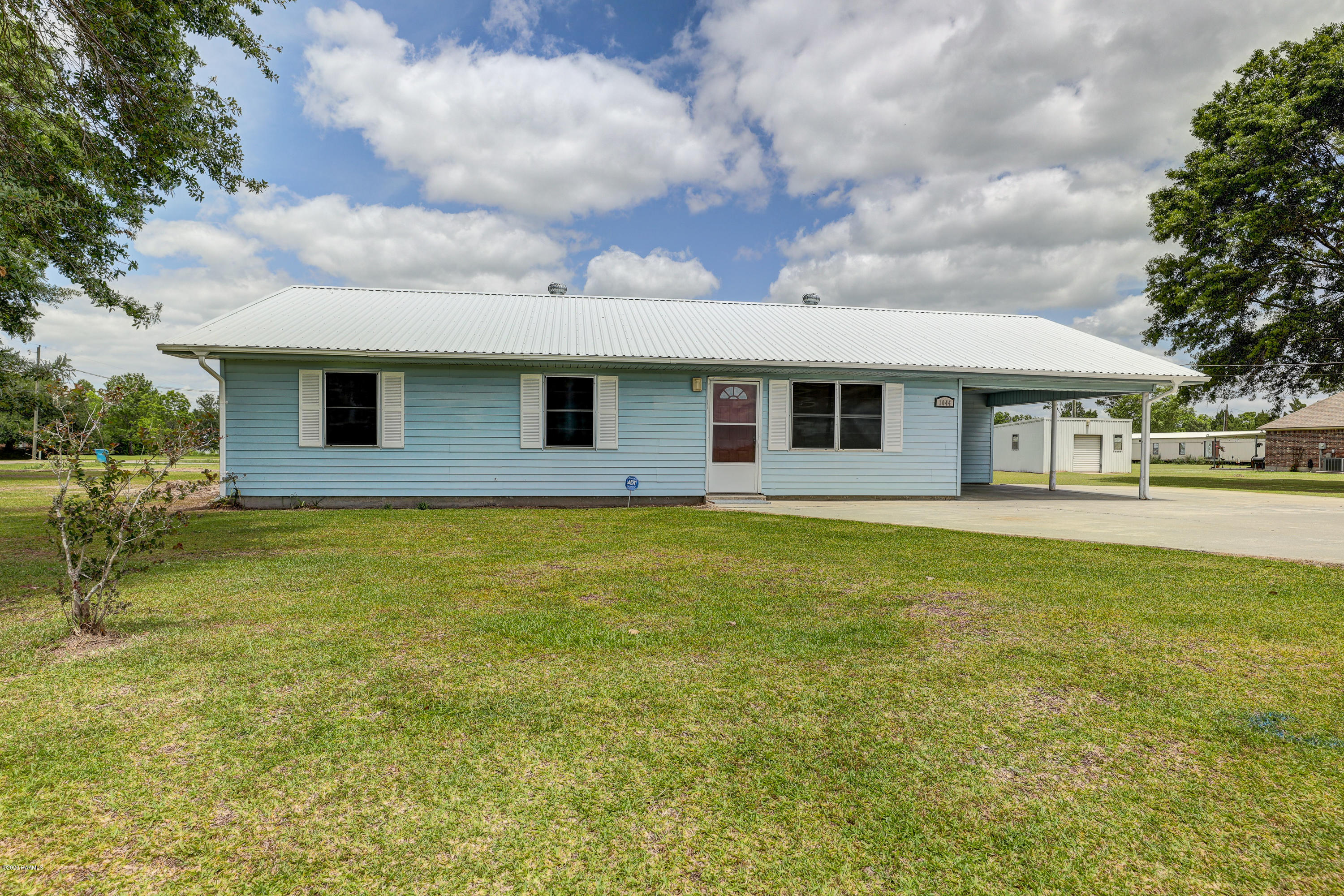 1044 David Road St. Martinville, LA 70582 - Photo 1 of 23 Gallery Image 1