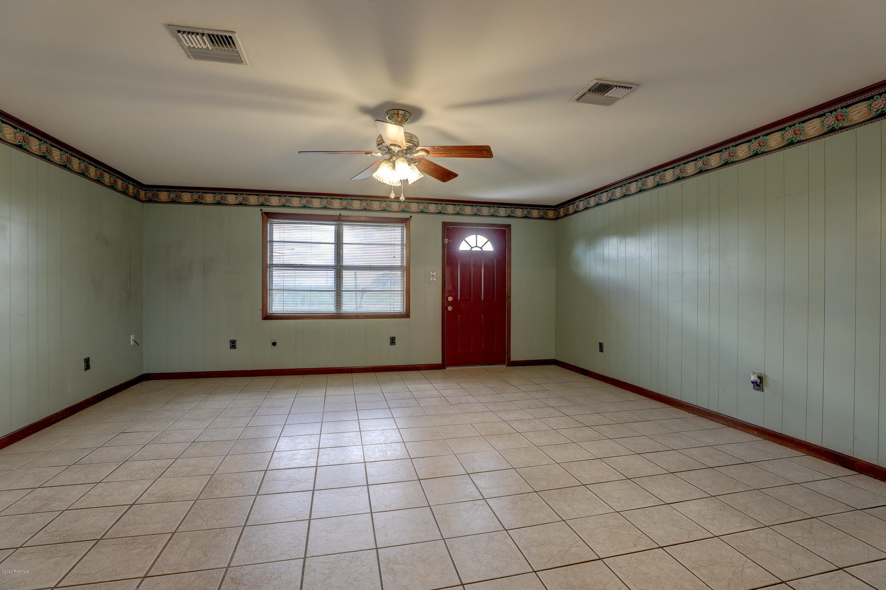 1044 David Road St. Martinville, LA 70582 - Photo 11 of 23 Gallery Image 11