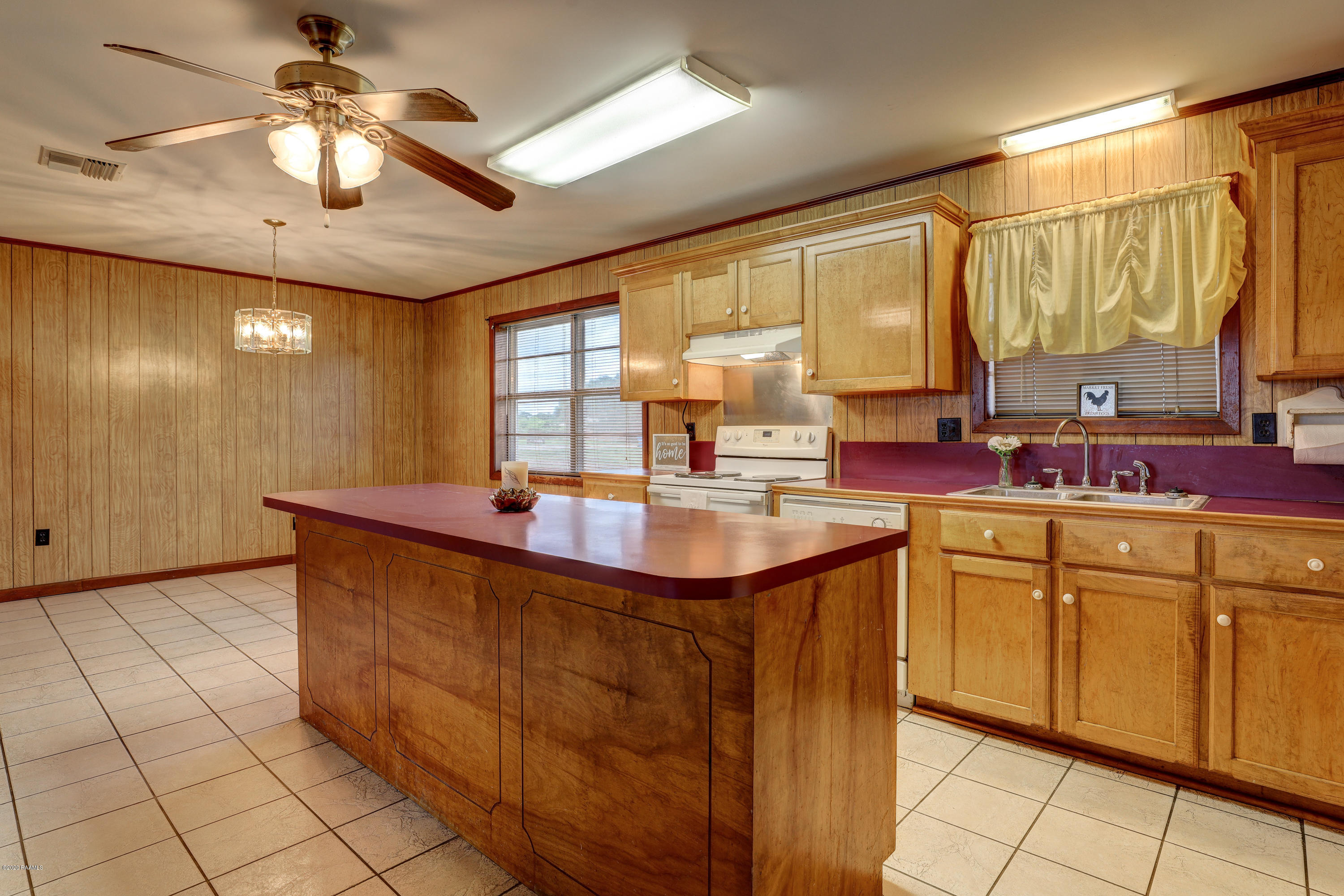 1044 David Road St. Martinville, LA 70582 - Photo 14 of 23 Gallery Image 14