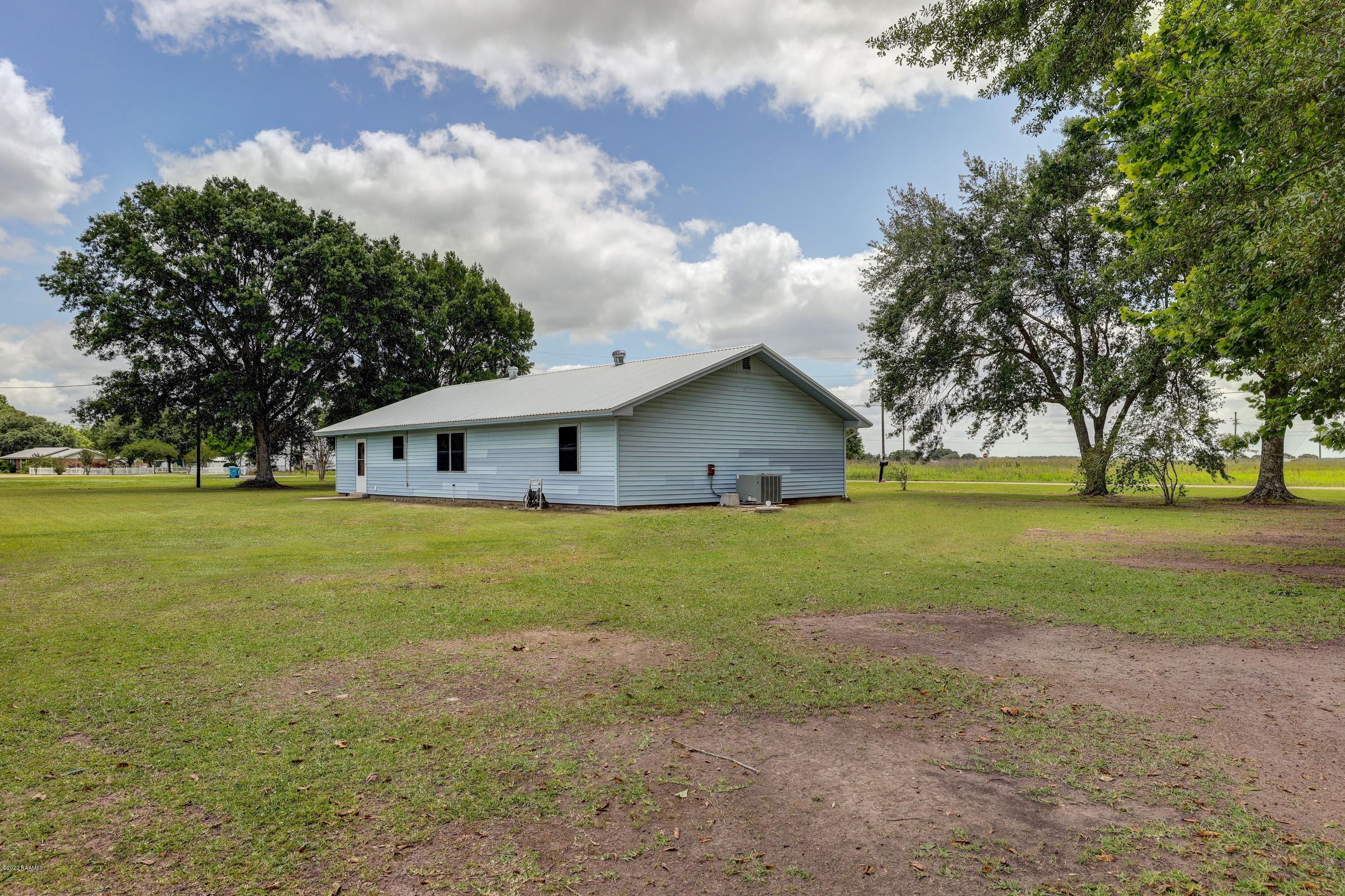 1044 David Road St. Martinville, LA 70582 - Photo 6 of 23 Gallery Image 6