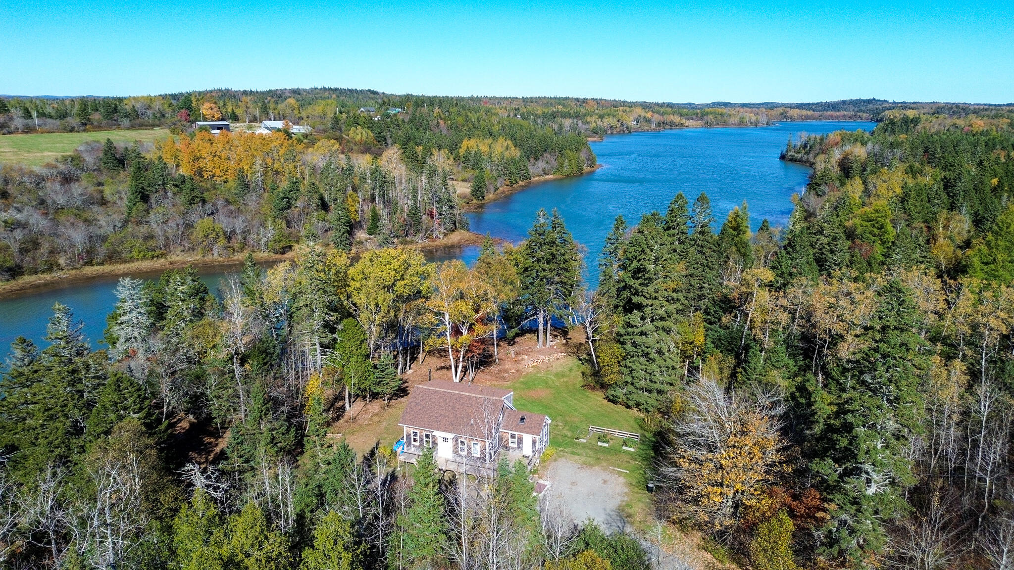 879 County Road Lubec, ME 04652 - Photo 4 of 57 7