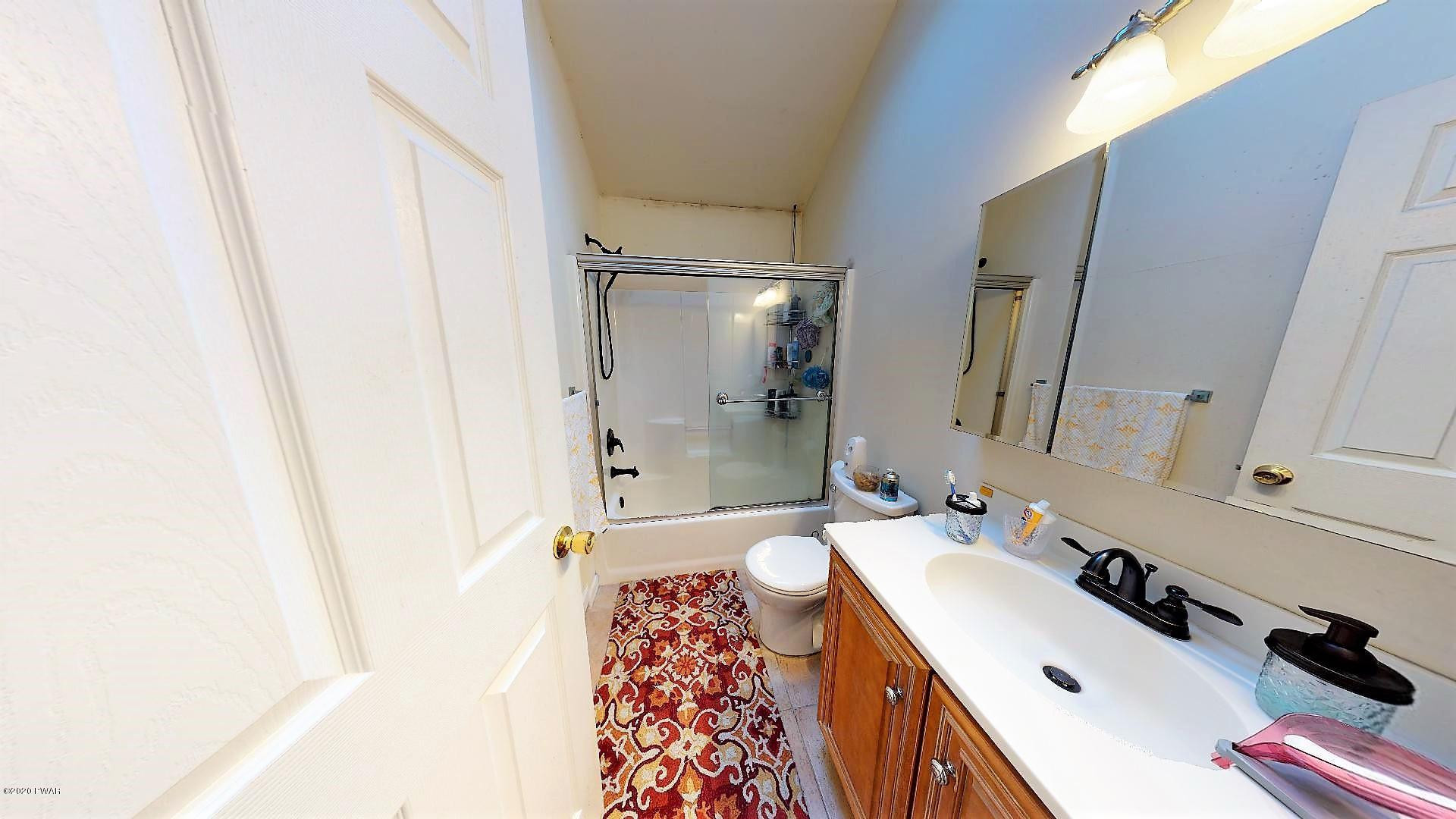 176 Erie Road Shohola, PA 18458 - Photo 12 of 23 176-Erie-Rd-09212020_170815
