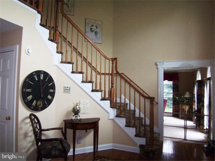 20 Brookwood Road Mount Laurel, NJ 08054 - Photo 2 of 22 Foyer