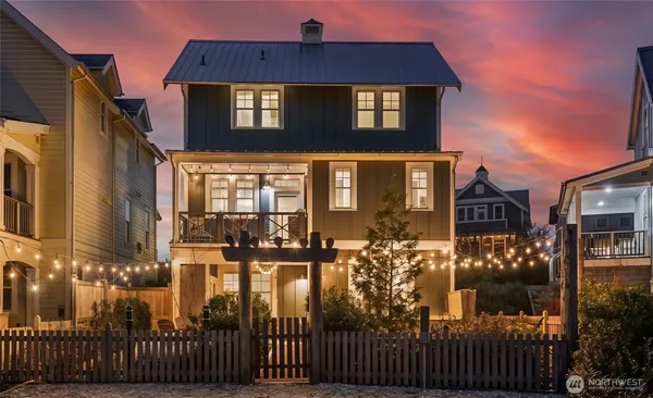 $1,375,000 | 11 Horizon Street, Pacific Beach, WA 98571