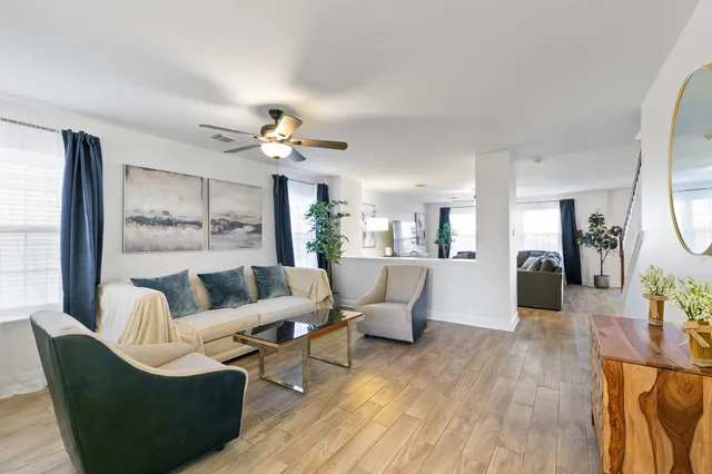 $2,400 | 2651 Skyview Shadows Court, Houston, TX 77047