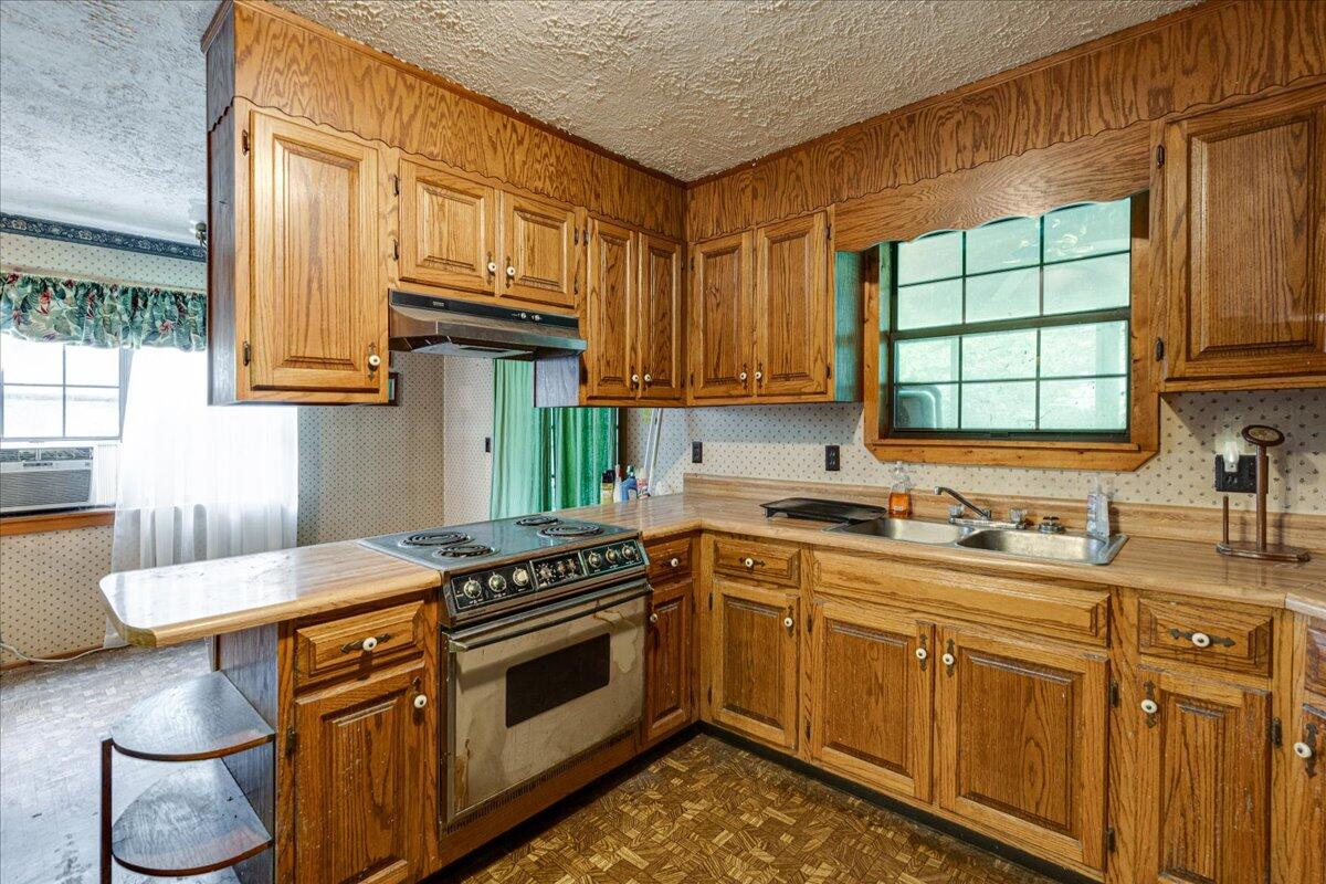1948 Coppinger Cove Road Sequatchie, TN 37374 - Photo 13 of 47 11-1948 Coppinger Cove Rd-11