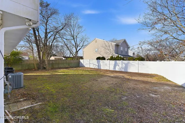 $515,000 | 2178 Lanes Mill Road, Brick, NJ 08724