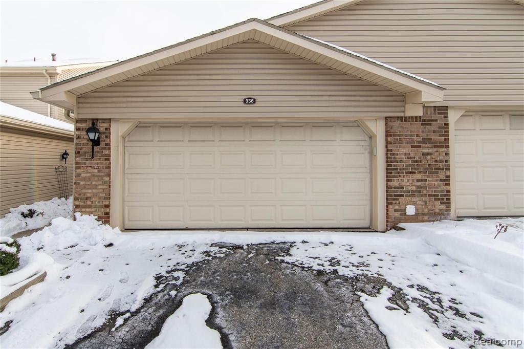 936 Golfview Court Rochester Hills, MI 48307 - Photo 42 of 47