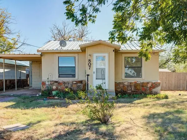 $108,000 | 807 West 5th Street, Wolfforth, TX 79382
