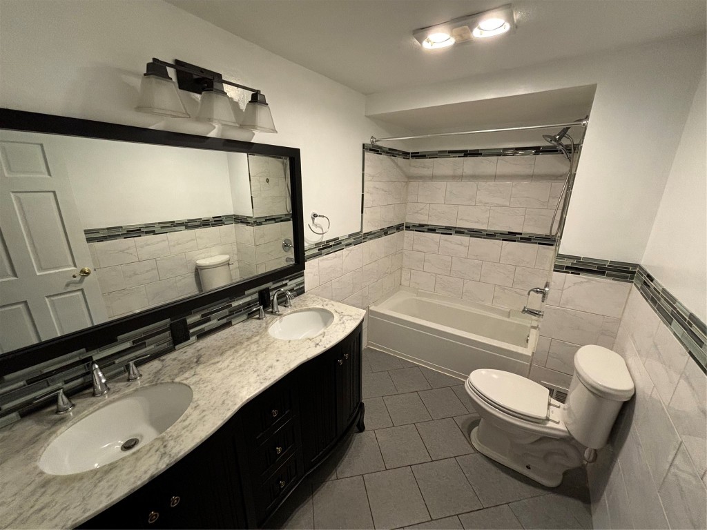 149 Iris Drive Binghamton, NY 13905 - Photo 16 of 36