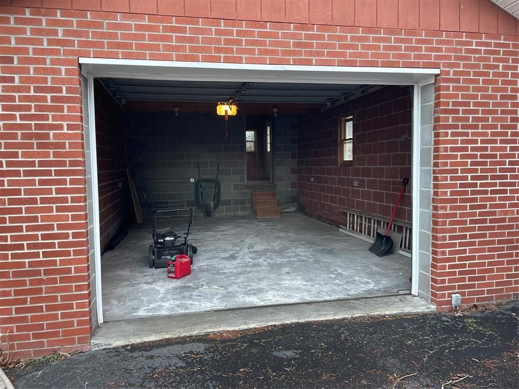 149 Iris Drive Binghamton, NY 13905 - Photo 33 of 36