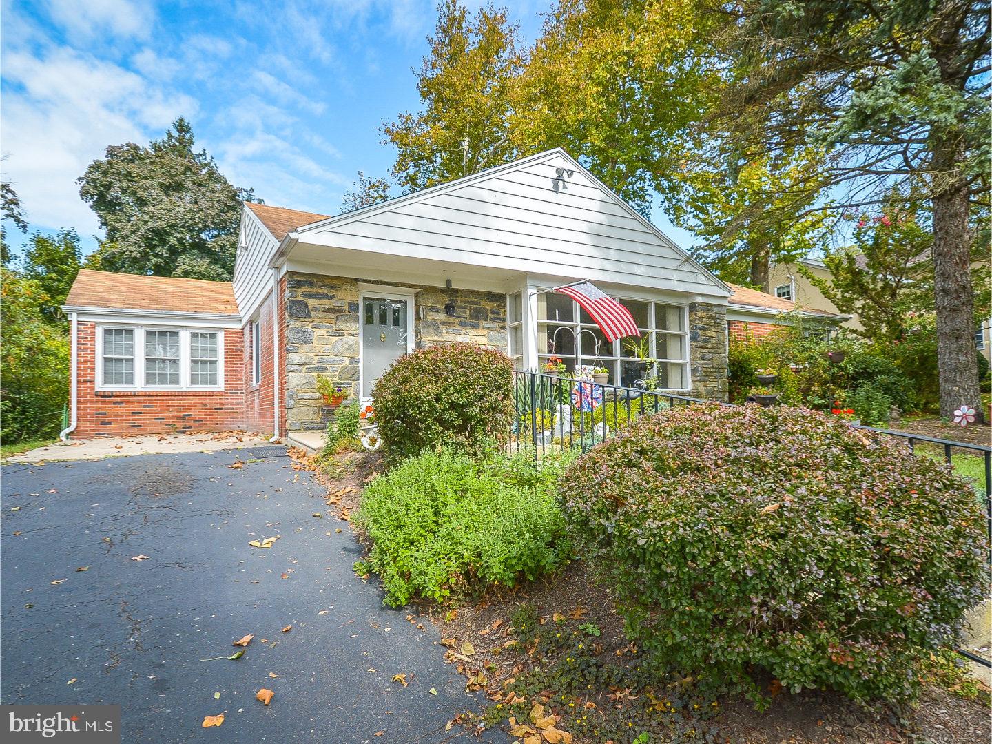 3162 Manor Road Huntingdon Valley, PA 19006 - Photo 1 of 25 Exterior Front