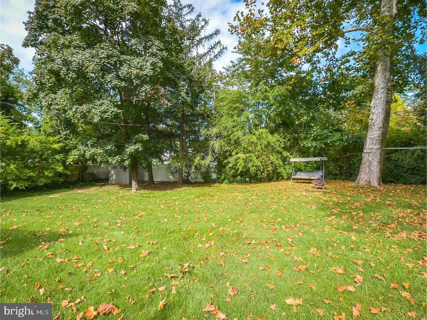 3162 Manor Road Huntingdon Valley, PA 19006 - Photo 22 of 25 Back Yard