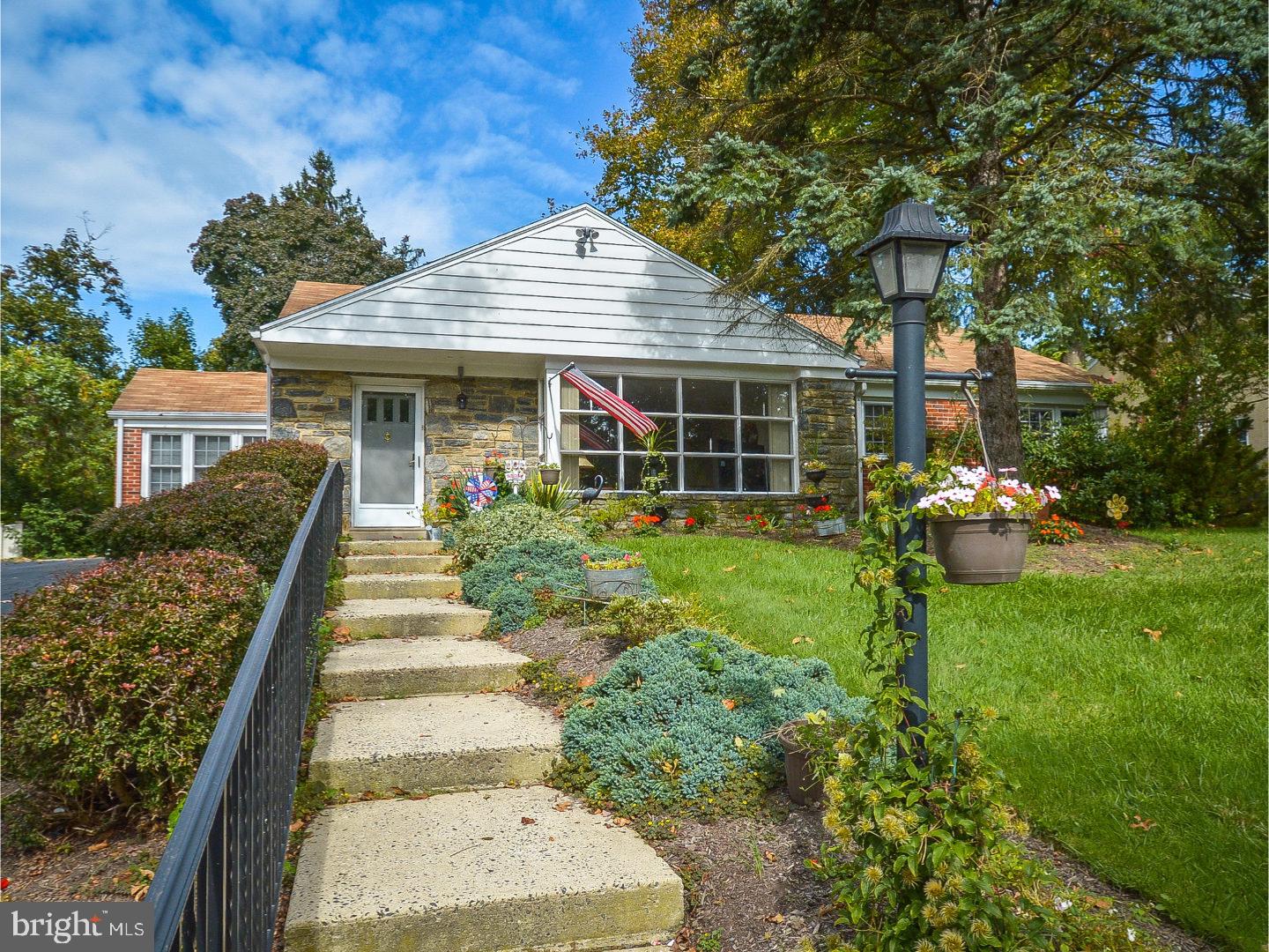 3162 Manor Road Huntingdon Valley, PA 19006 - Photo 25 of 25 Exterior Front