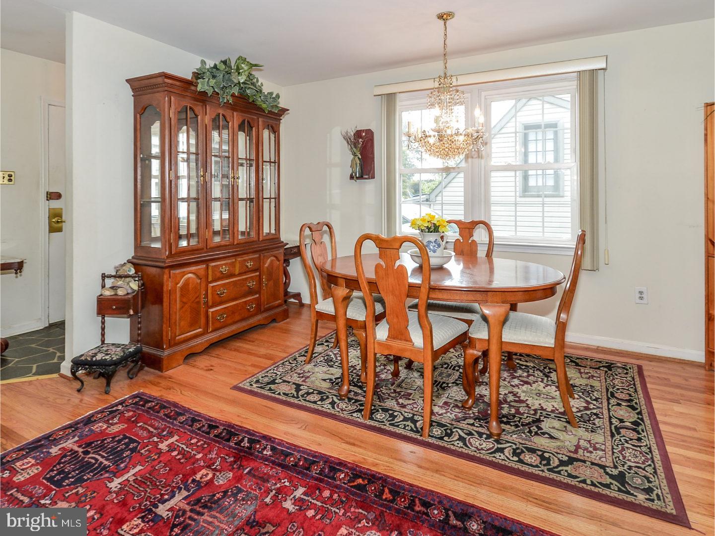3162 Manor Road Huntingdon Valley, PA 19006 - Photo 8 of 25 Dining Room