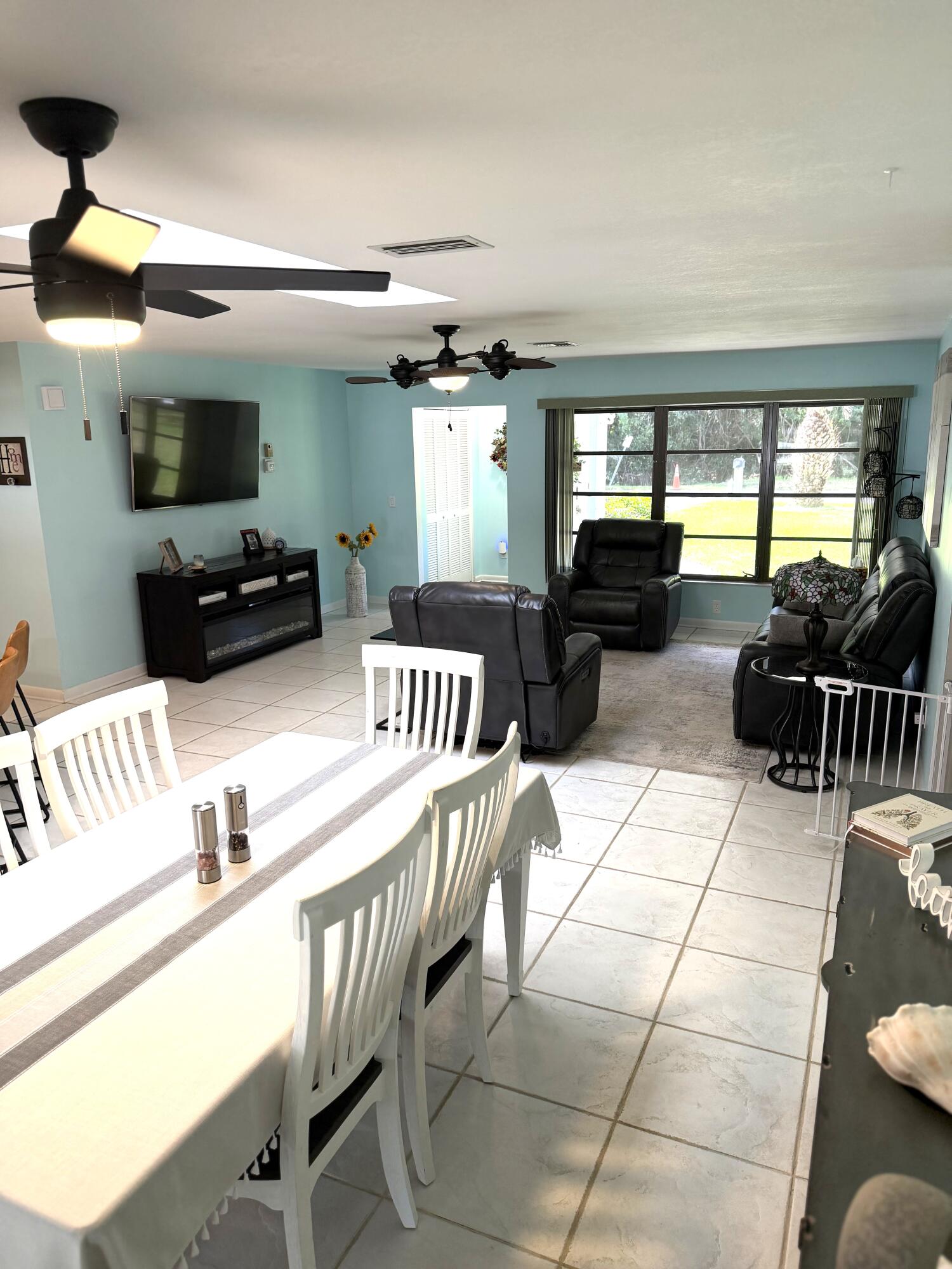 1916 Coconut Drive Fort Pierce, FL 34949 - Photo 13 of 35 IMG_7277