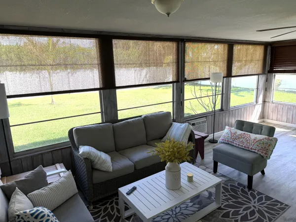 $2,950 | 1916 Coconut Drive, Fort Pierce, FL 34949