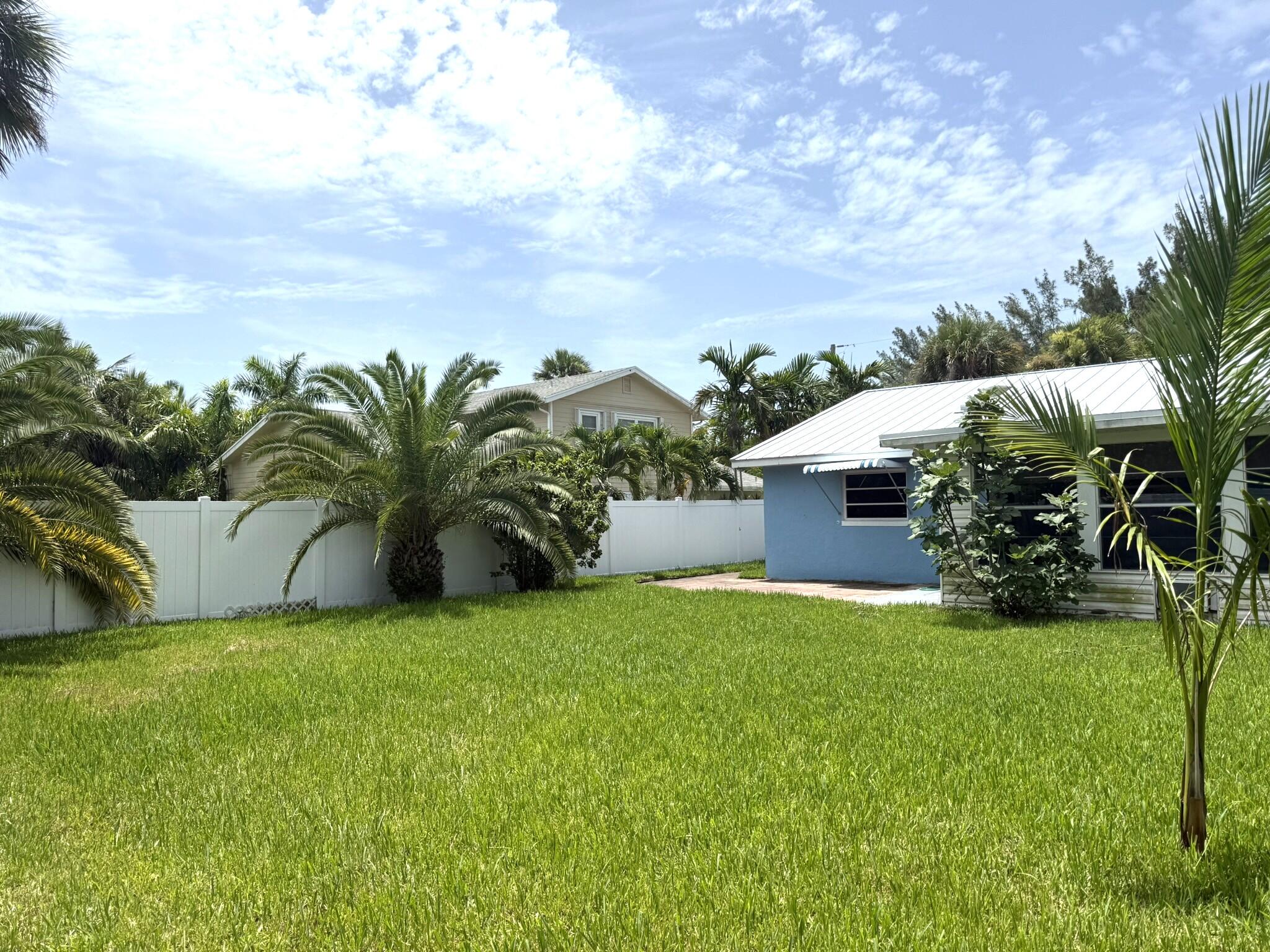 1916 Coconut Drive Fort Pierce, FL 34949 - Photo 27 of 35 IMG_3762