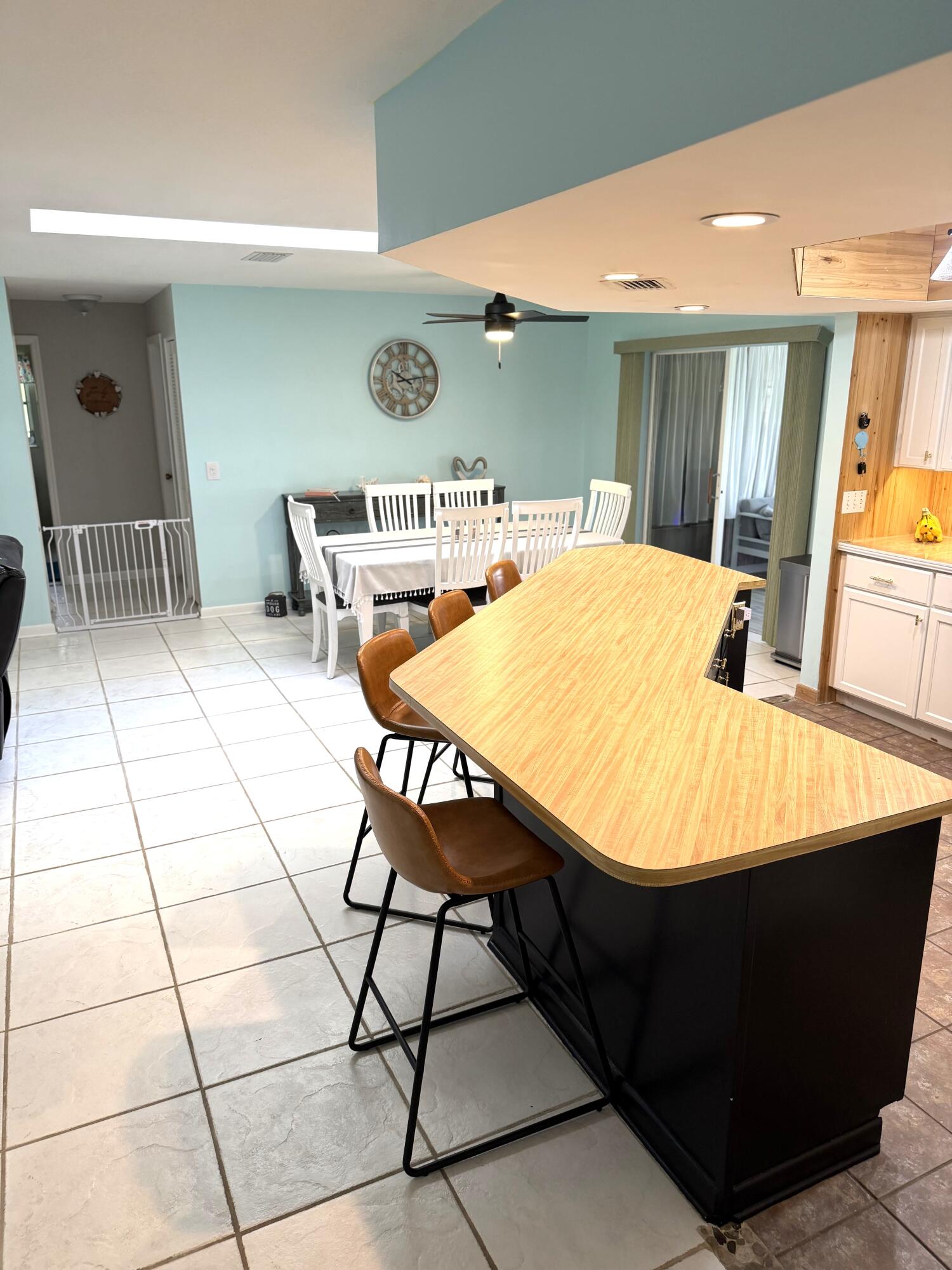 1916 Coconut Drive Fort Pierce, FL 34949 - Photo 6 of 35 IMG_7289