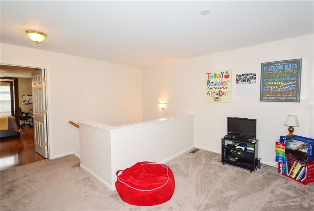 9274 Muir Lane Fishers, IN 46037 - Photo 18 of 39 Gallery Image 18