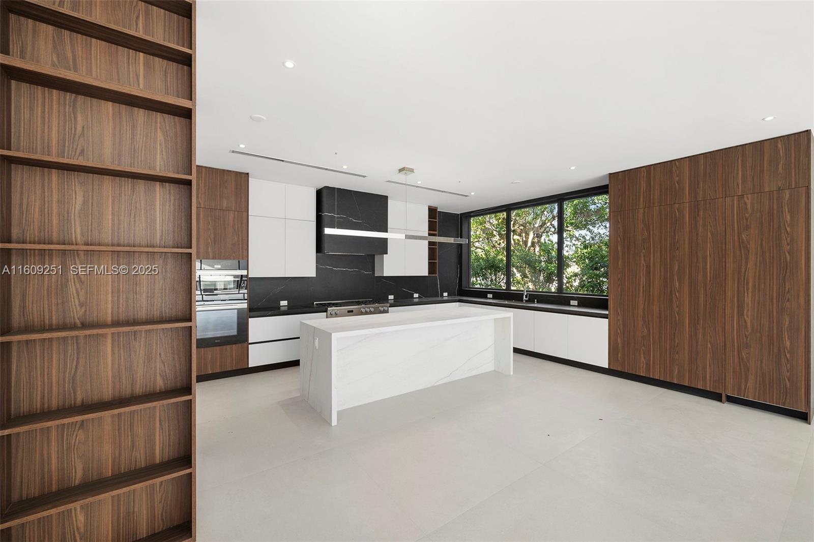 6675 Southwest 96th Street Pinecrest, FL 33156 - Photo 15 of 68