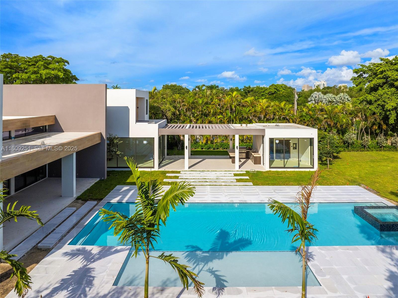 6675 Southwest 96th Street Pinecrest, FL 33156 - Photo 31 of 68