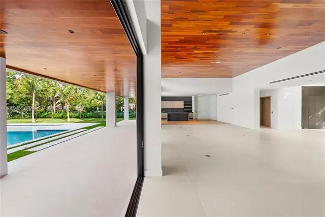 $9,995,000 | 6675 Southwest 96th Street, Pinecrest, FL 33156