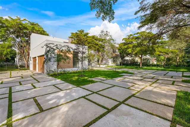 $9,995,000 | 6675 Southwest 96th Street, Pinecrest, FL 33156