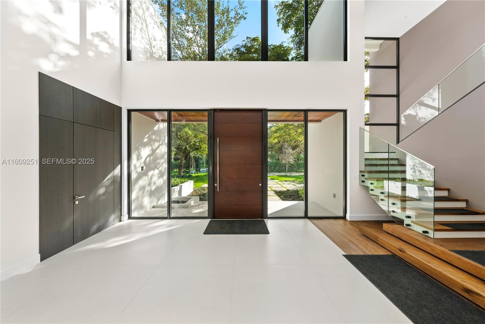 6675 Southwest 96th Street Pinecrest, FL 33156 - Photo 10 of 68