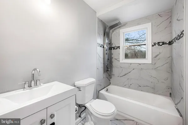 $385,000 | 308 Zelma Avenue, Capitol Heights, MD 20743