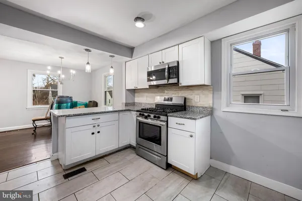 $385,000 | 308 Zelma Avenue, Capitol Heights, MD 20743