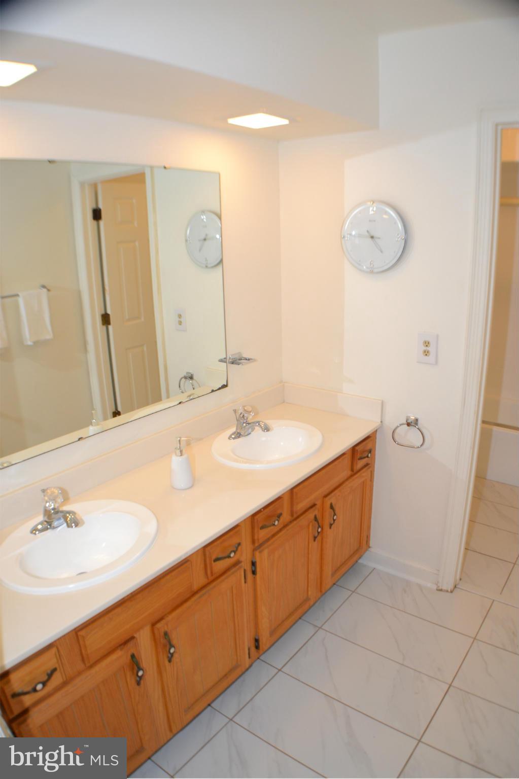 7424 Damascus Road Gaithersburg, MD 20882 - Photo 24 of 30 Bath