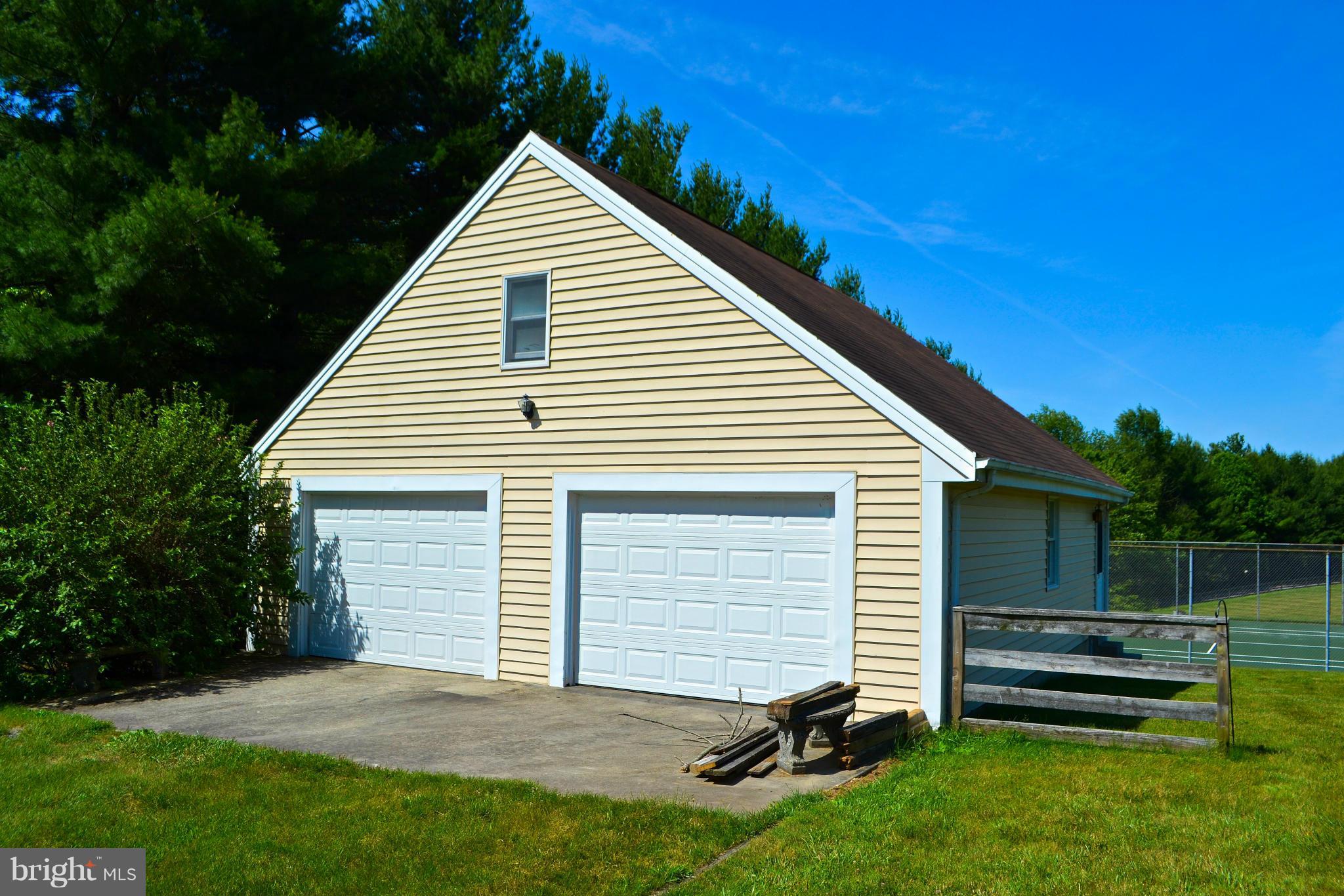 7424 Damascus Road Gaithersburg, MD 20882 - Photo 10 of 30 Exterior (General)