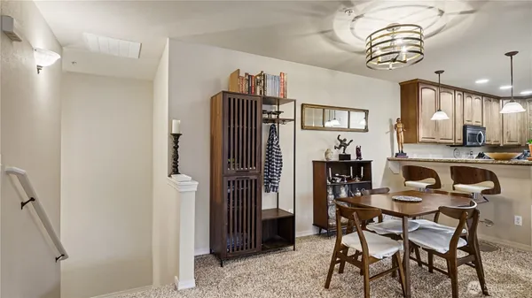 $479,950 | 21900 Southeast 242nd Street, Unit B1, Maple Valley, WA 98038