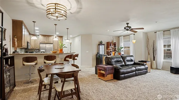 $479,950 | 21900 Southeast 242nd Street, Unit B1, Maple Valley, WA 98038