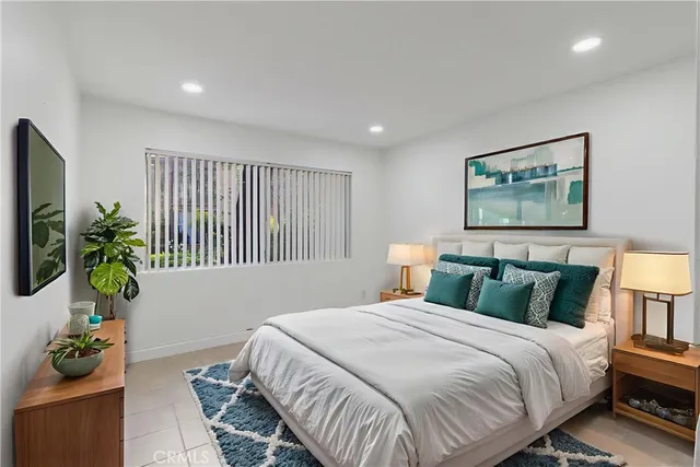 $520,000 | 1044 Cabrillo Park Drive, Unit B, Santa Ana, CA 92701