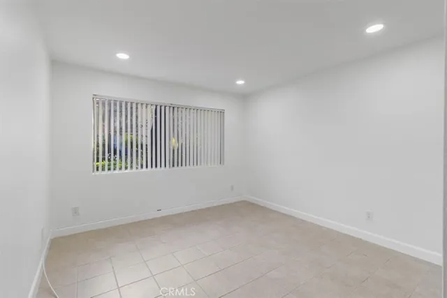 $545,000 | 1044 Cabrillo Park Drive, Unit B, Santa Ana, CA 92701