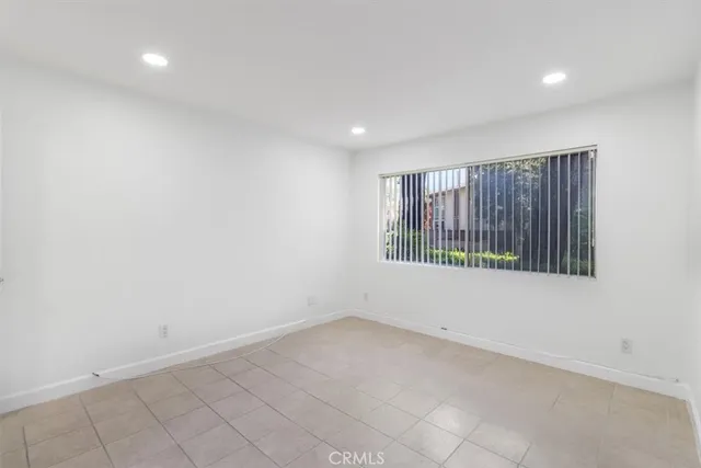 $545,000 | 1044 Cabrillo Park Drive, Unit B, Santa Ana, CA 92701