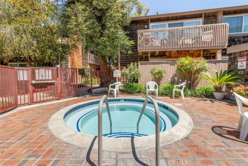 1044 Cabrillo Park Drive, Unit B Santa Ana, CA 92701 - Photo 22 of 32