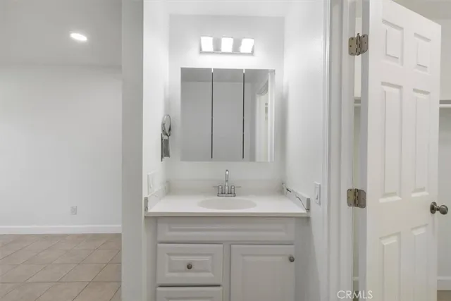 $545,000 | 1044 Cabrillo Park Drive, Unit B, Santa Ana, CA 92701