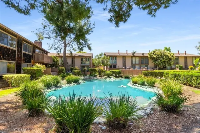 $520,000 | 1044 Cabrillo Park Drive, Unit B, Santa Ana, CA 92701