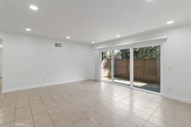 $545,000 | 1044 Cabrillo Park Drive, Unit B, Santa Ana, CA 92701