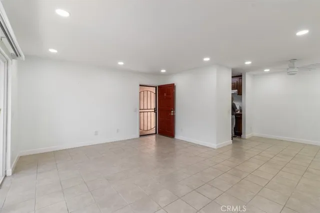 $545,000 | 1044 Cabrillo Park Drive, Unit B, Santa Ana, CA 92701