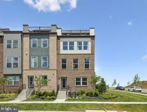 $3,400 | 8784 Noether Street, Manassas, VA 20110