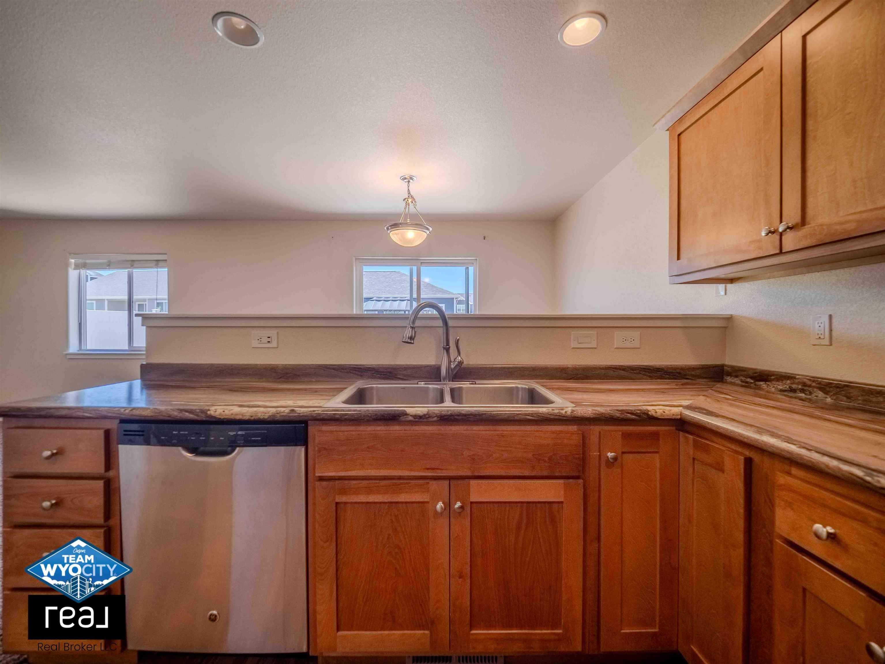 6866 Umpqua River Road Casper, WY 82604 - Photo 15 of 45
