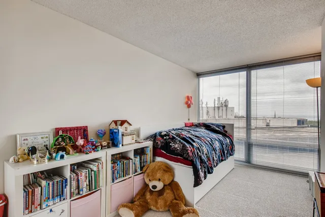 $3,500 | 800 Elgin Road, Unit 1421, Evanston, IL 60201