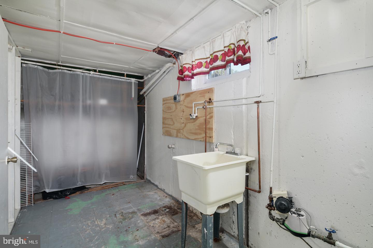 408 West 21st Street Chester, PA 19013 - Photo 19 of 22