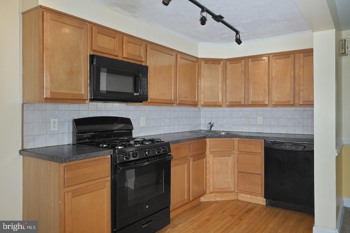 408 West 21st Street Chester, PA 19013 - Photo 9 of 22